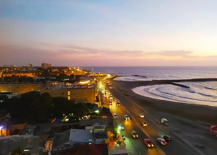 Apto Duplex frente al Mar y cerca centro historico